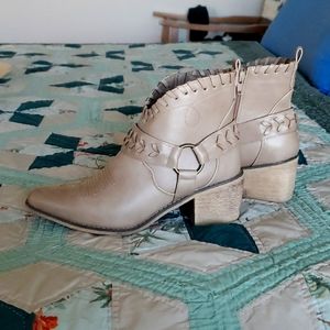 Altar'd State Rynn Booties